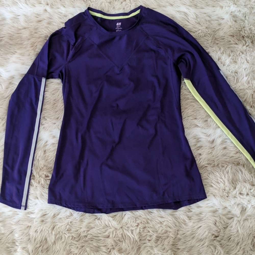 Purple Reflective Gym Top - Picture 2 of 7